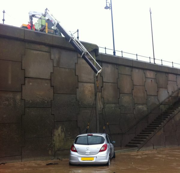 Car recovery in swansea 7